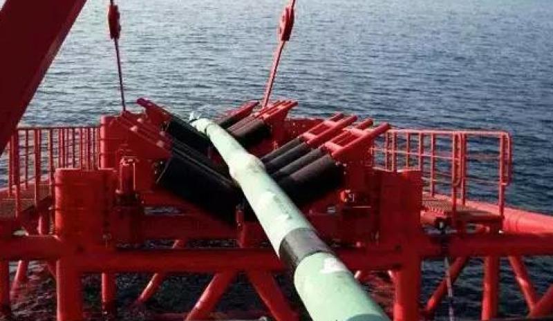 突破深海油气输送管道长效防腐保温复合涂层关键技术