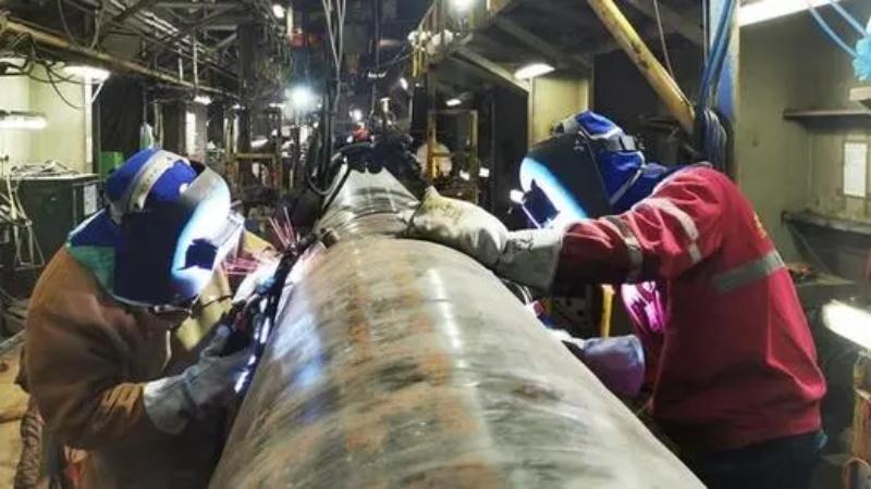 渤海首个千亿方大气田——渤中19-6凝析气田I期开发项目海底管线平管段全部铺设完毕