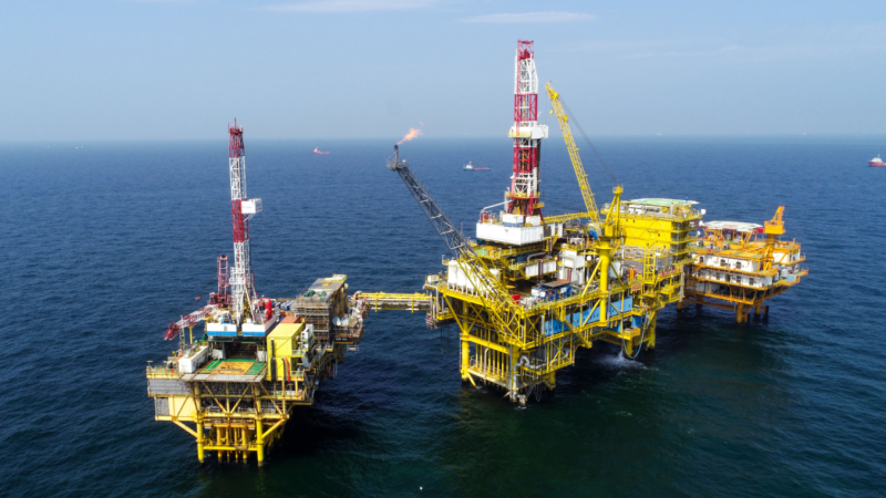 秦皇岛32-6油田：智能改造 探索油田未来新方向