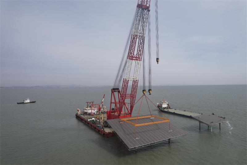 烟台海事局保障国家电投海阳HG34海上光伏实证项目顺利完工