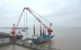 粤电阳江青洲一、二海上风电场项目首台11兆瓦风机安装顺利完成