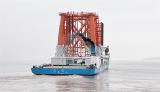 中国能建台州1号海上风电千吨升压站导管架完成海上对接