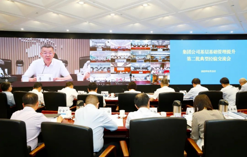 深入学习践行“千万工程”“浦江经验”深刻感悟真理力量和实践伟力