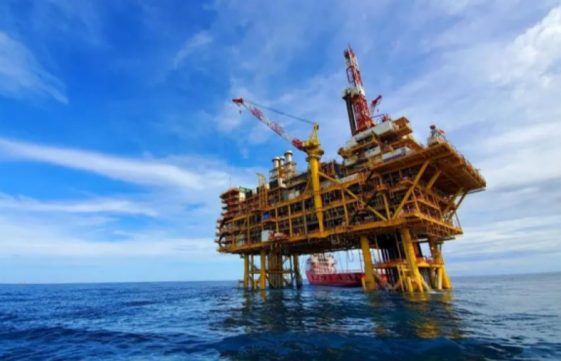 打通海上智慧油田的“信息大动脉”