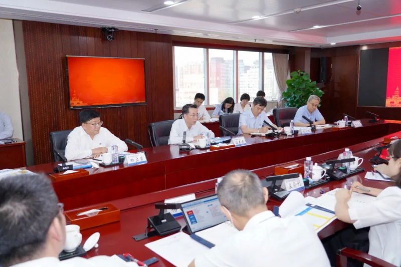 汪东进赴海油发展开展主题教育专题调研