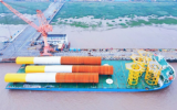 润邦海洋3根大型海上风电单桩顺利装船发运