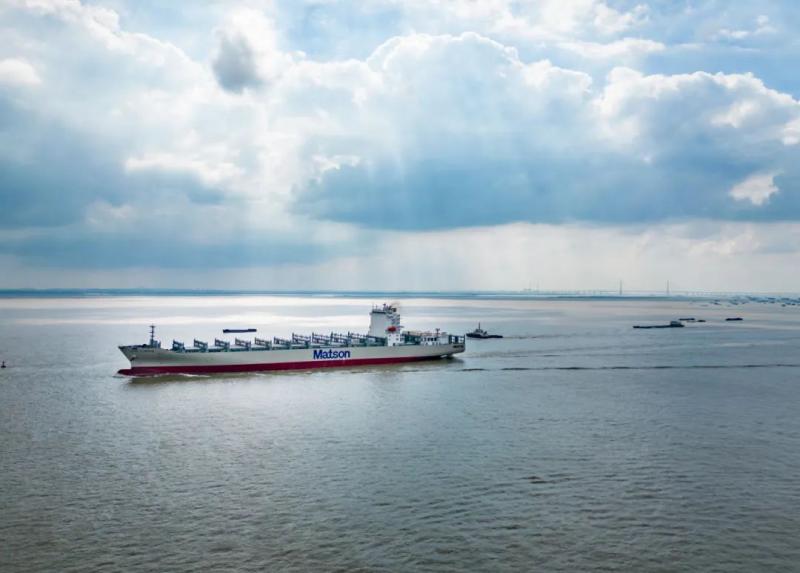 南通中远海运船务首个双燃料改装项目“美森一诺”轮完工开航