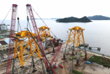 中广核惠州港口二PB海上风电场项目导管架顺利合拢