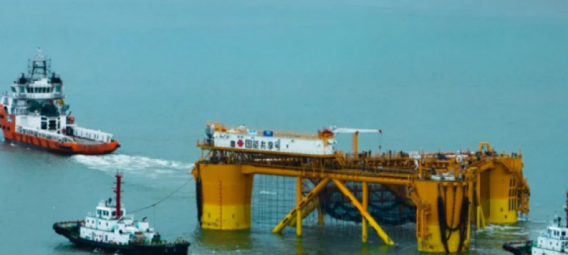 龙源电力全球首个漂浮式风渔融合项目“国能共享号”塔筒监造工作顺利完工