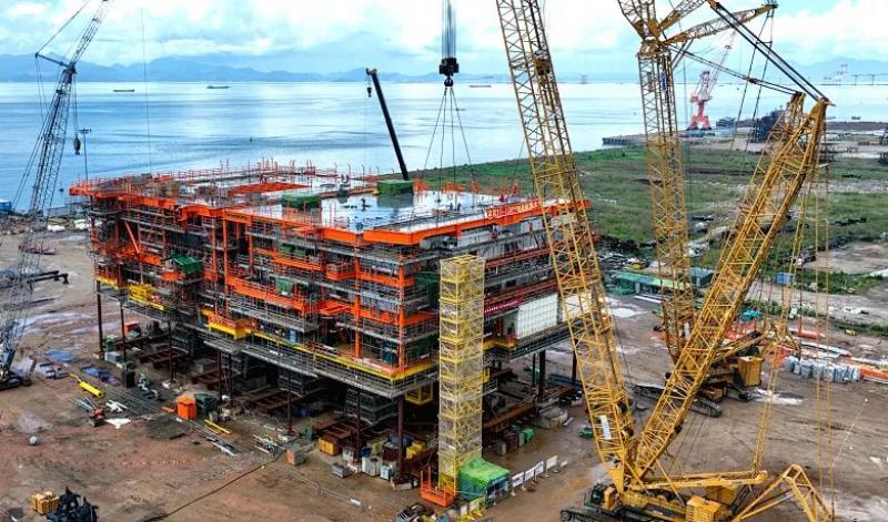 组块今日封顶!“亚洲第一高”海上油气平台再传捷报