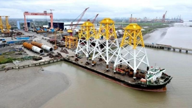华滋能源6套导管架基础顺利奔赴三峡新能源牟平海上风电场