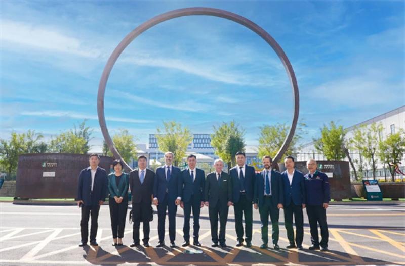 西班牙驻华大使亲临现场，伊莱特“中西清洁能源与深海工程装备创新示范点”揭牌仪式圆满举行！