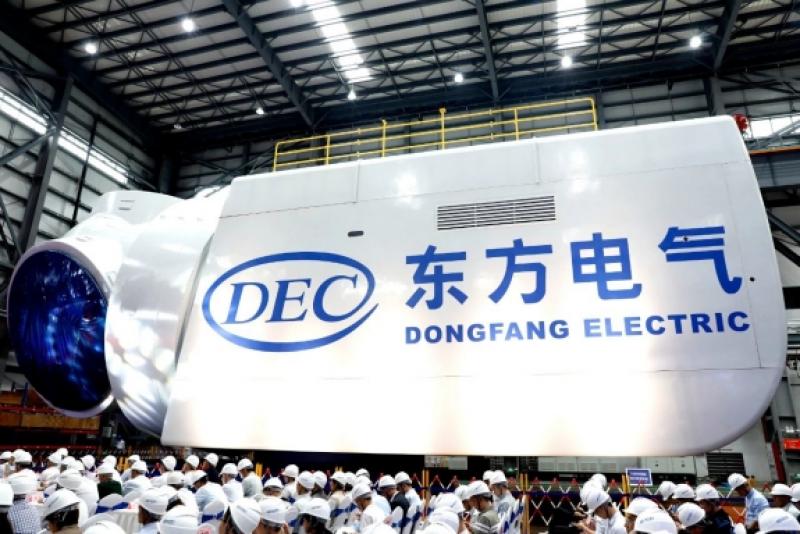 全球单机容量最大、叶轮直径最大的18兆瓦直驱海上风电机组下线