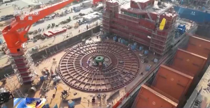 由我国自主设计建造全国最大海缆施工船“启帆19号”正式下水