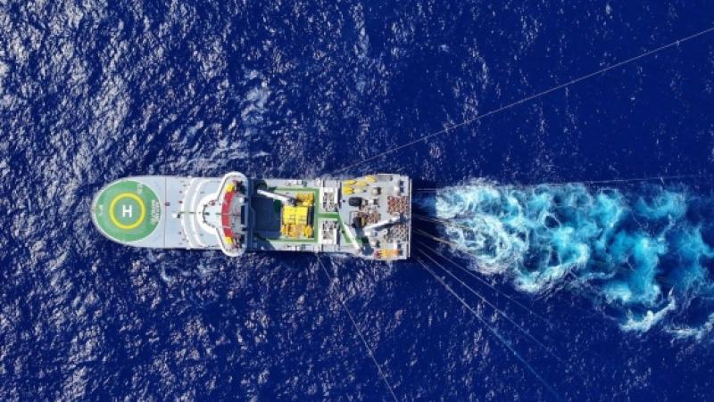 我国首次完成3000米超深水三维地震勘探