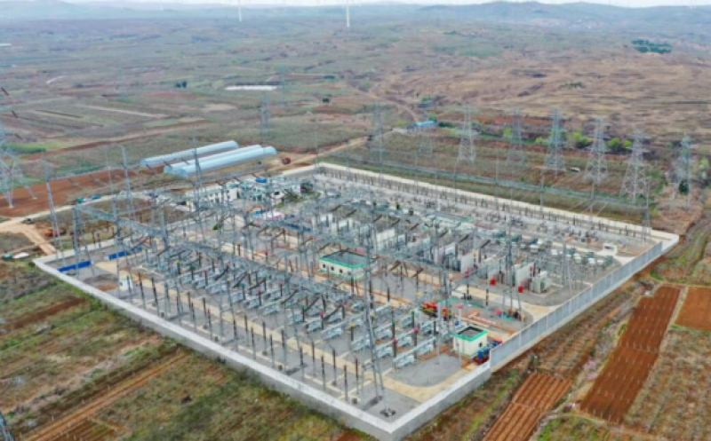 国网山东电力积极服务海上风电基地、鲁北盐碱滩涂光伏基地等项目顺利并网