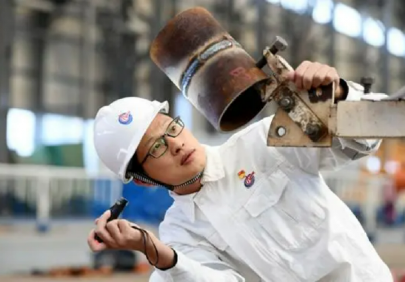 把青春与海洋强国梦“焊”在一起