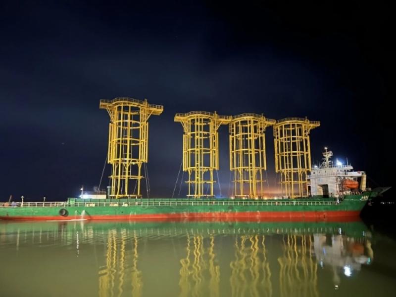 福清公司承制！山东能源渤中海上风电G场址最后四套套笼附属构件装船发货