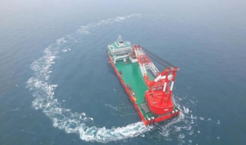 5000吨自航式全回转起重船“中天39”顺利完成6天试航任务