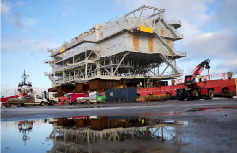 海上风电CVOW项目第一个海上变电站抵达丹麦