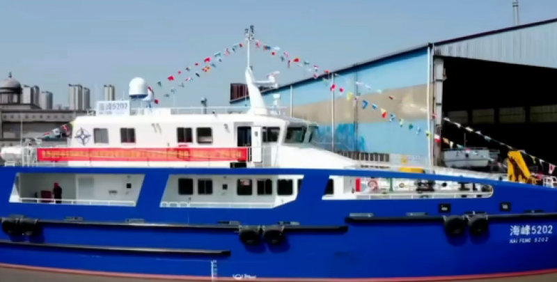 双体高性能风电运维船首制船“海峰5202”交船！