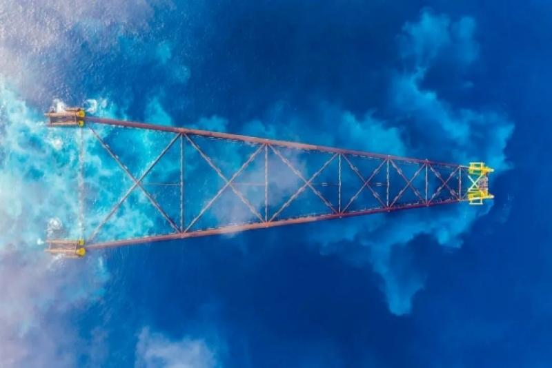 “海基二号”成功滑移下水，巨力索具展硬核担当