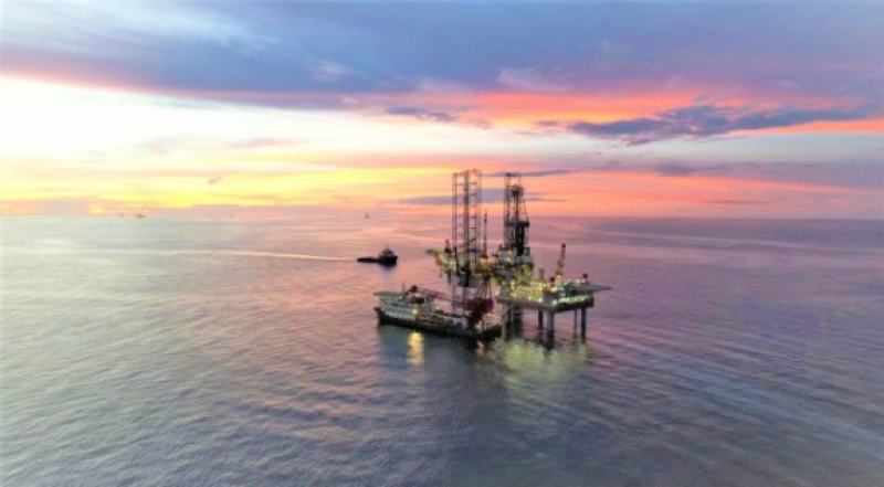 涠洲10-3油田西区开发拟新建一座自安装生产处理平台