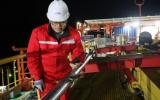 中海油服爬行器下桥塞技术首次应用成功