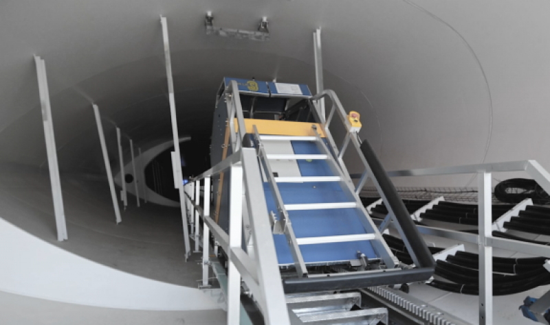 3S斜爬式齿条塔筒升降机！