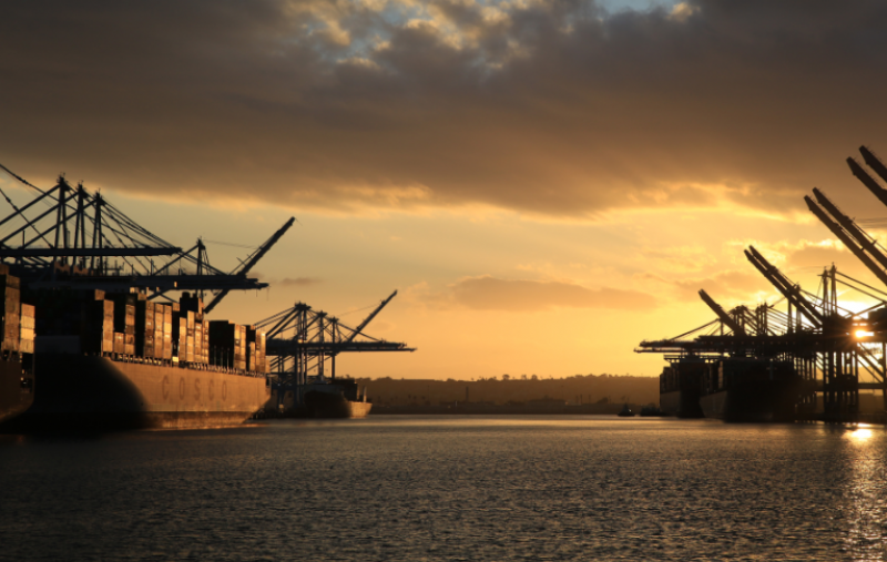 STAX与Equilon Enterprises签订为期五年的协议 助其控制港口码头船舶排放等问题