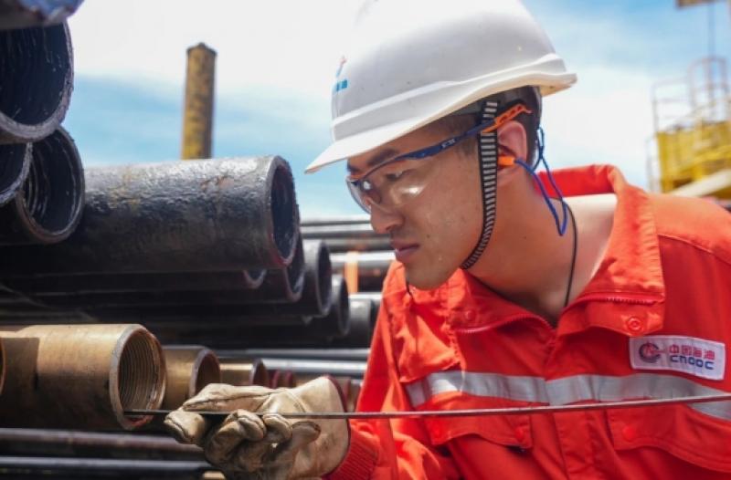 中国海油首次多功能高低压分层完井技术成功实施