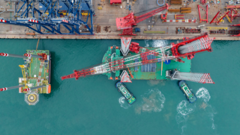 第四代海上风电施工平台“港航平5”开启首秀之路！