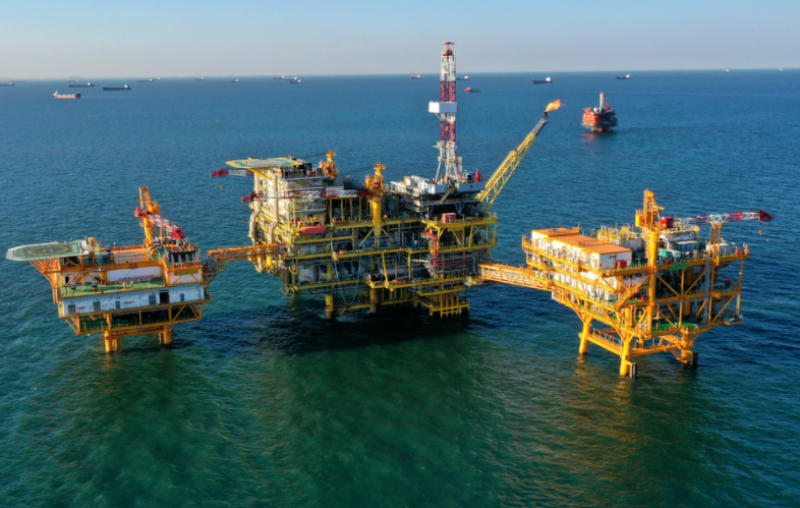 我国海上首个亿吨级复杂河流相稠油油田——秦皇岛32-6油田累产原油超4500万方