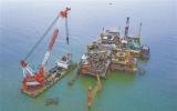 中国石油建成“三体”式海上平台群