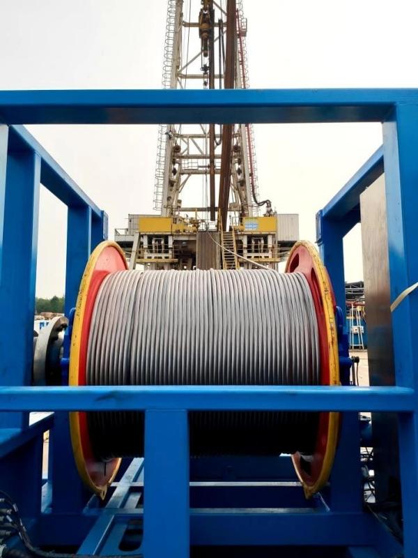 海油发展自主研发的高承载动力电缆不动采油树投捞电泵技术投用