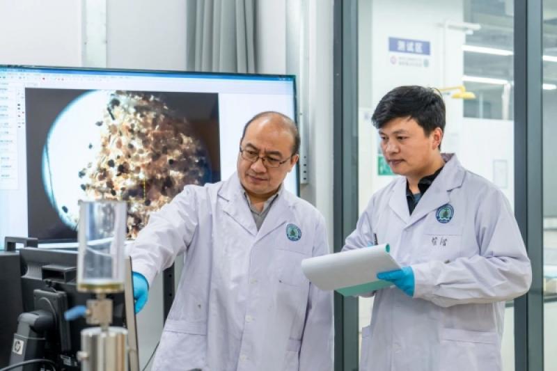 中海油研究总院2023-2024年度十大首席”获得者——李先杰：在海上油田“驭水”的人