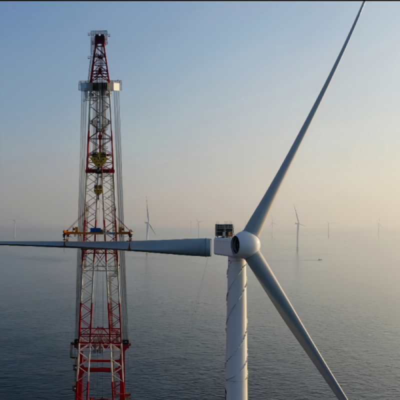 “蓝鲲01”再立新功！圆满完成山东海域21台风机安装