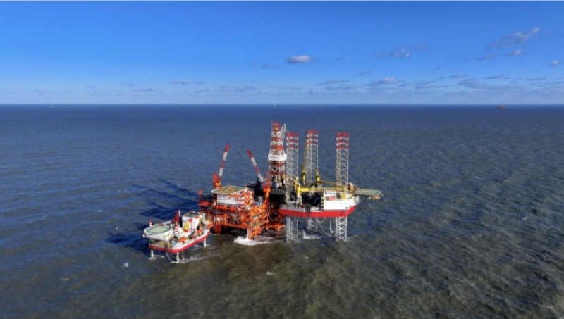 北部湾盆地古生界潜山油气勘探获重大突破！