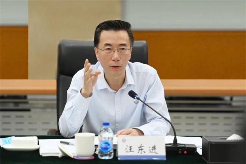 中国海油董事长汪东进辞任：从石油“老将”到新程开启