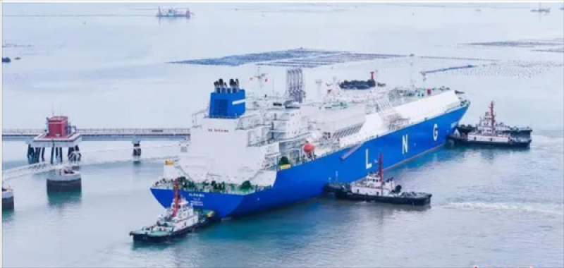 跨国能源动脉上的中国“动力锚点”：莆田接卸第800艘LNG船 