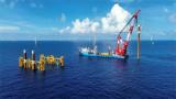 广东2000MW海上风电集中送出工程海上换流站下部结构成功入海