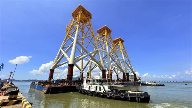 中交三航局新会航建公司造！三峡青洲七海上风电项目导管架全部交付