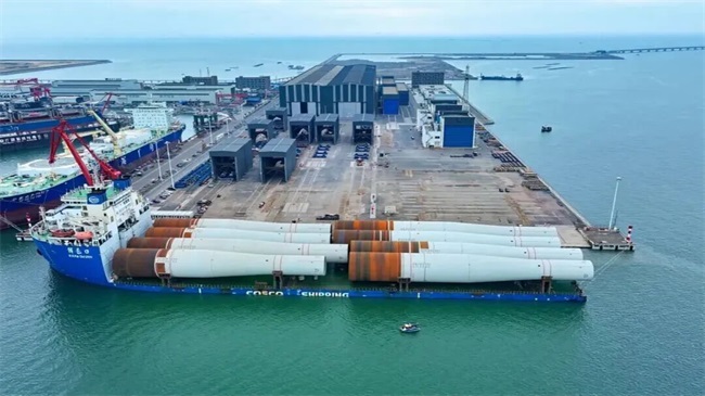 中船黄埔文冲交付 32 根海上风电单桩 助力 Inch Cape 项目迈向新阶段