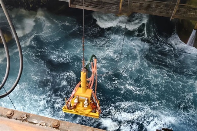 南海东部油田创新突破：全电控远程水下双泵切换器成功应用