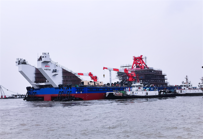 “铁建大桥桩1”号下水：创三项世界纪录，开启海洋工程新纪元